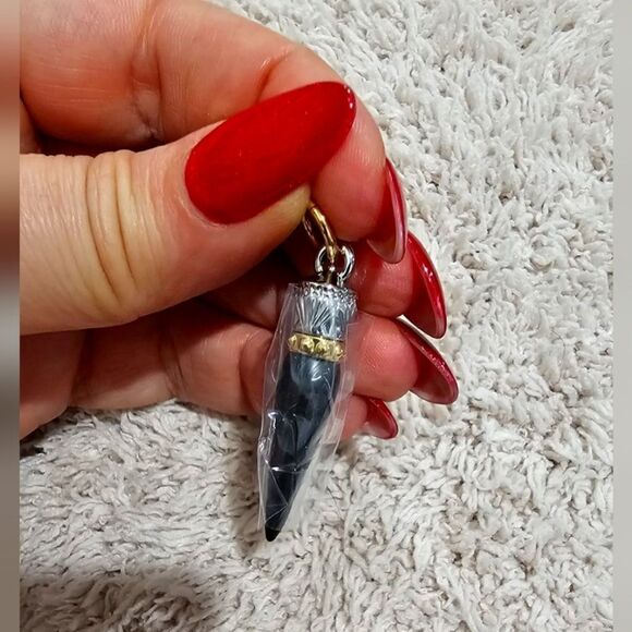 Christian Louboutin Lipstick Charm - Picture 1 of 3